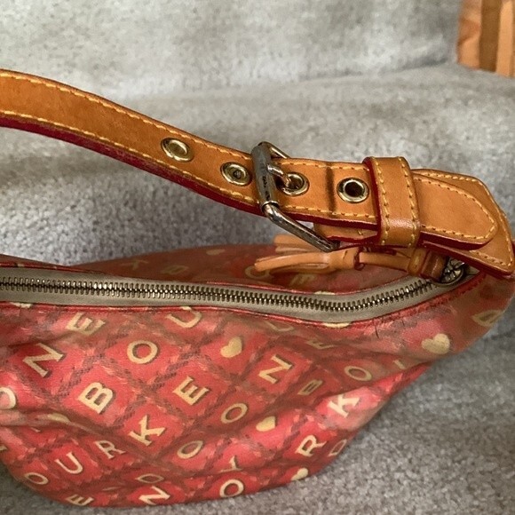 Dooney & Bourke Red Tan Coated Fabric Tan Leather Signature Print Shoulder Bag - Picture 8 of 15
